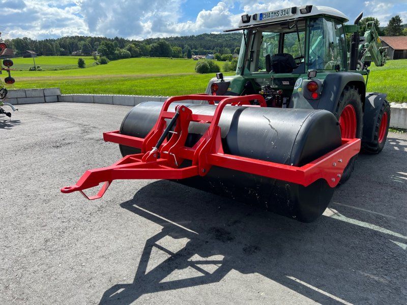 Jar-met 280 Wiesenwalze Glattwalze Silagewalze