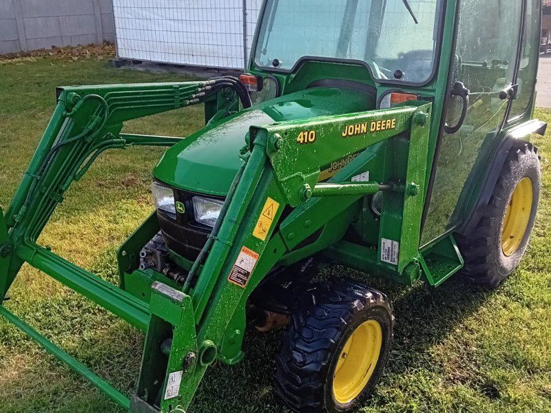 John Deere 4110