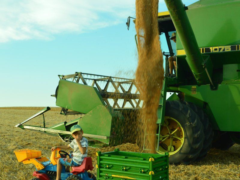 John Deere 1075