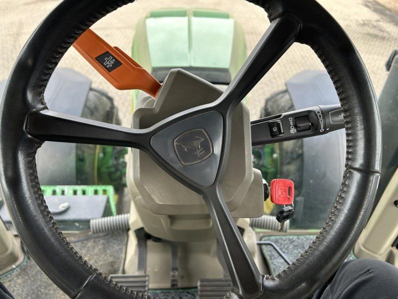 John Deere 8R 370