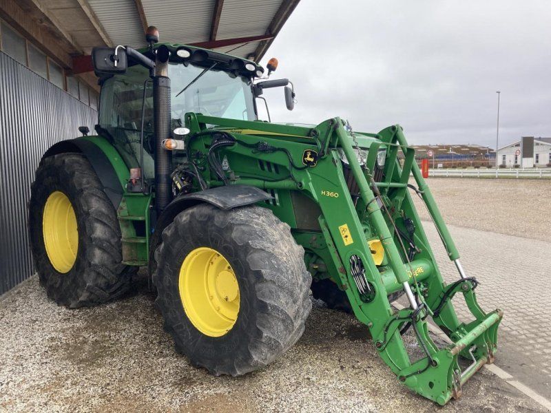John Deere 6210R