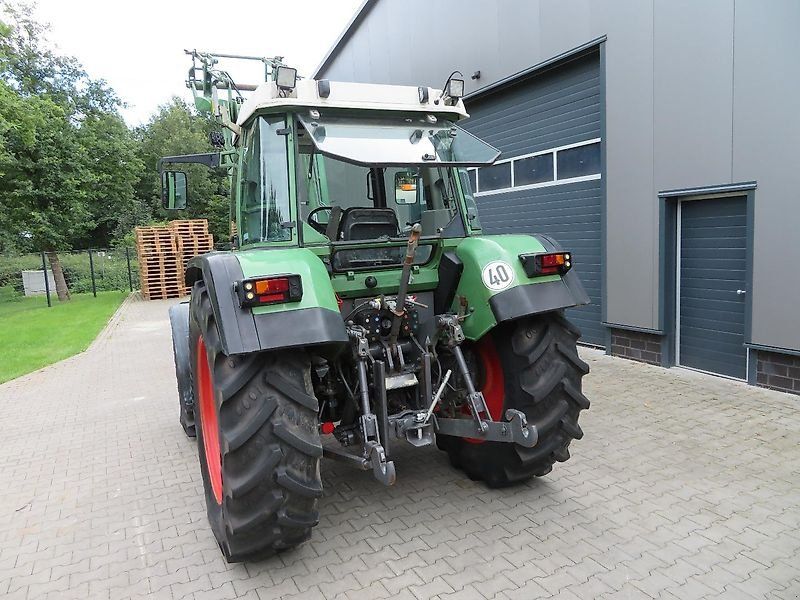 Fendt Farmer 310E mit Frontlader und Druckluftanlage