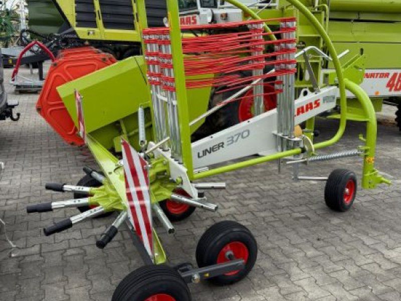 Claas LINER 370 TANDEM