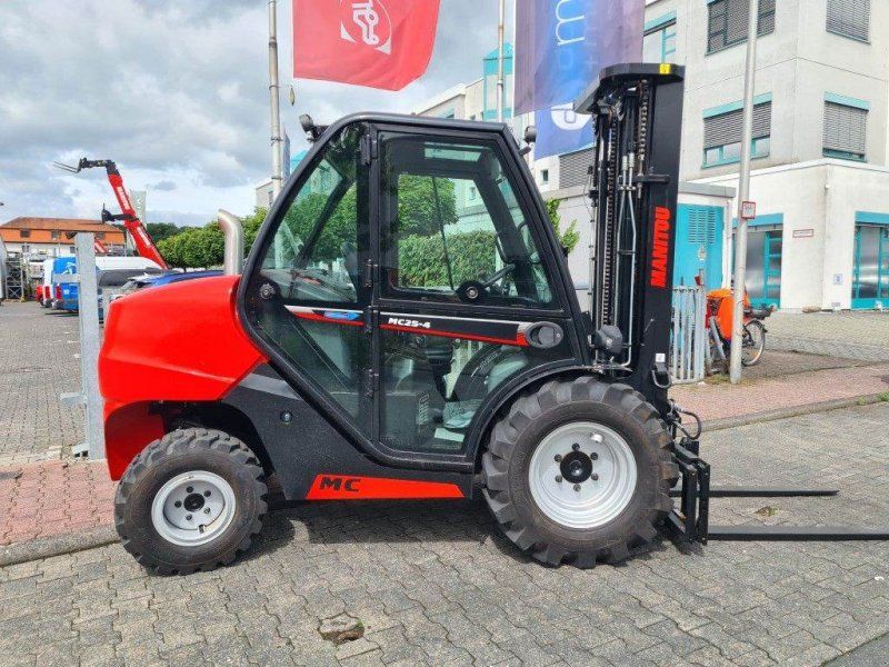 Manitou MC 25-2 ST5B S1