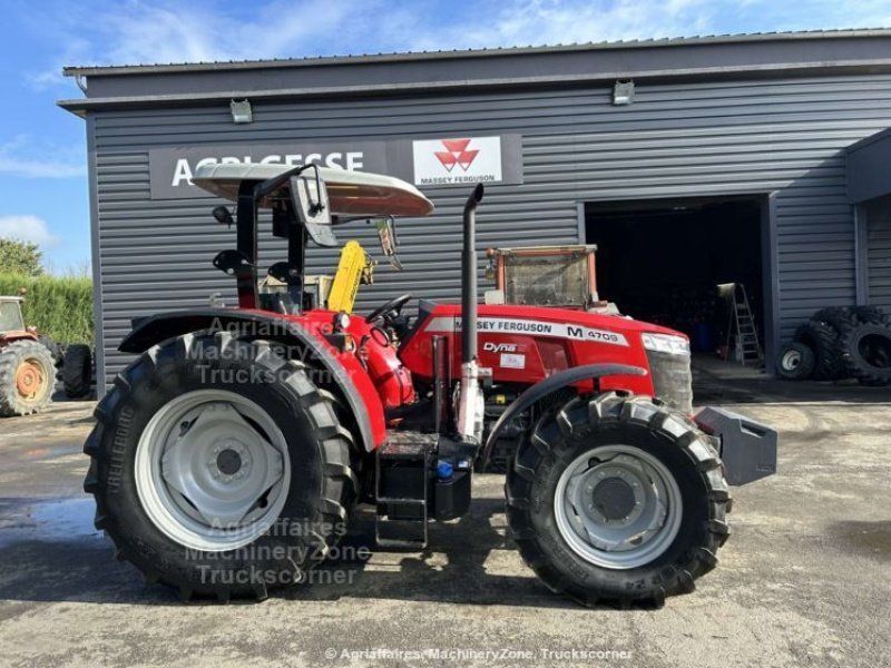 Massey Ferguson 4709 M