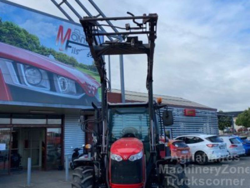 Massey Ferguson 4709
