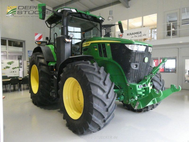 John Deere 7R 330