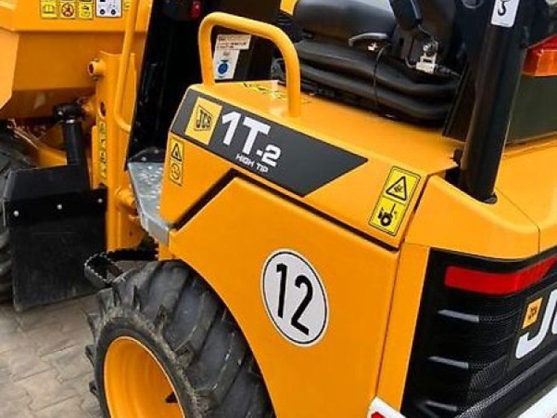 JCB 1T