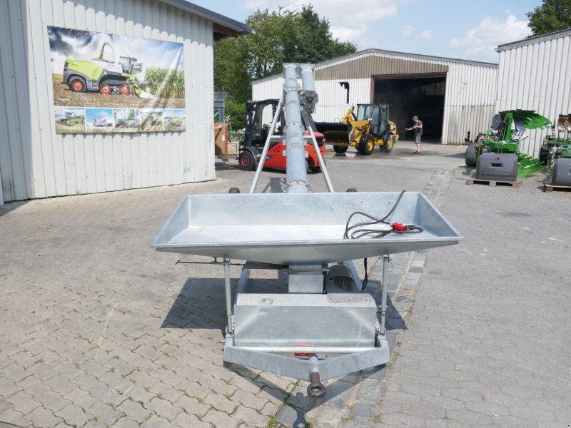 Kessens Getreideschnecke mit Fahrwerk 10m / d= 250 mm