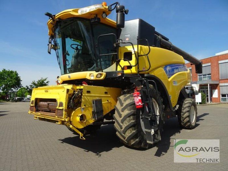 New Holland CR 980