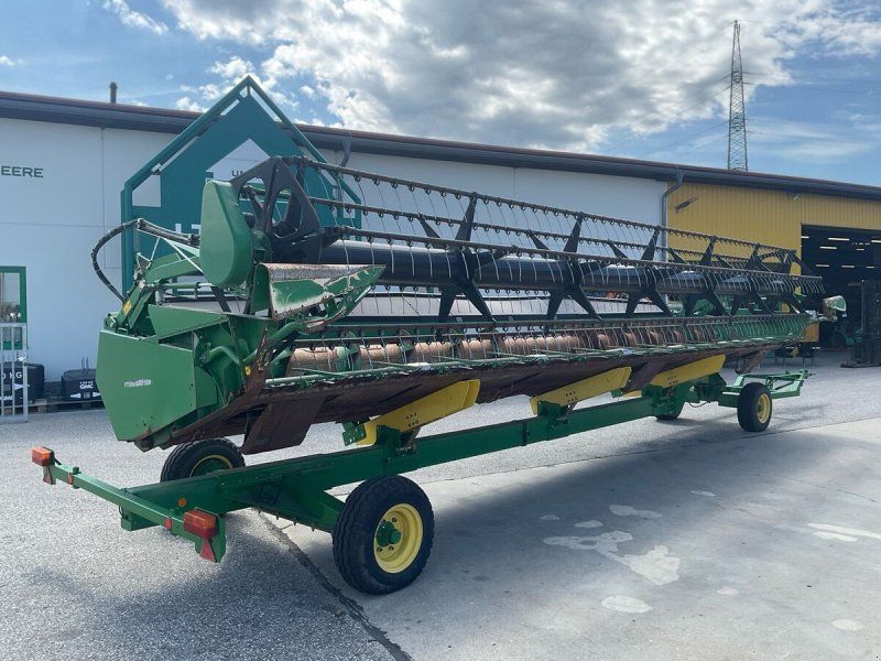 John Deere 630 Premium Flow