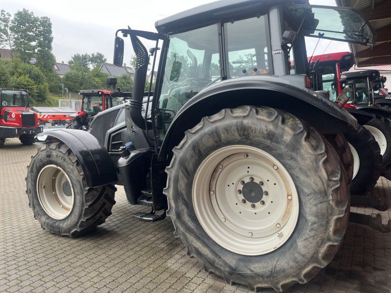 Valtra N 123 Versu