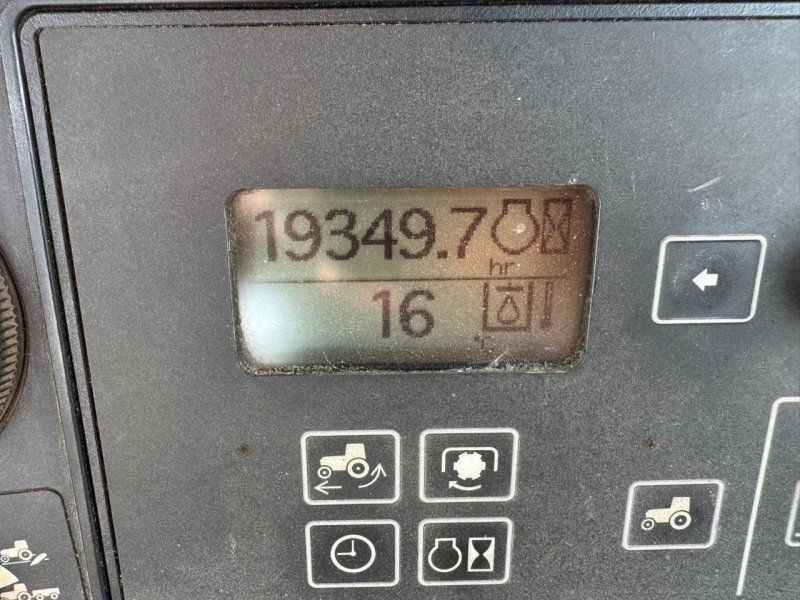 John Deere 8330