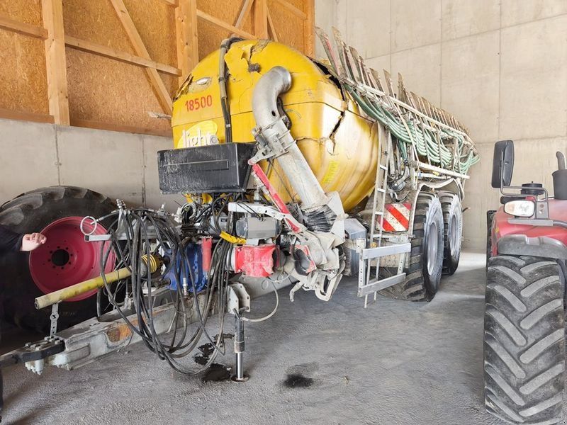 Vakutec Light 18.500 Polyesterfass mit Unfallschaden