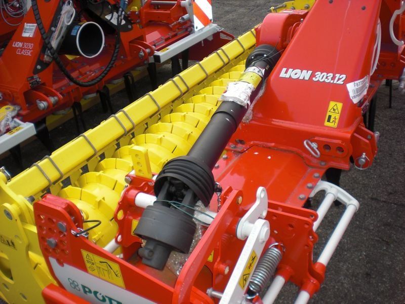 Pöttinger LION 303.12