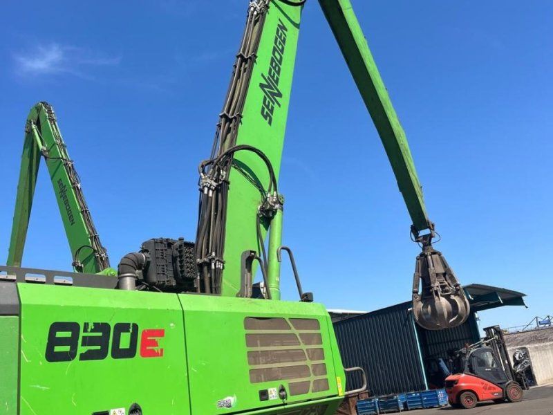 Sennebogen 830E