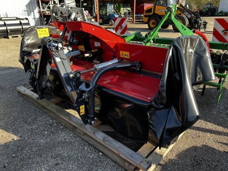 Vicon Extra 332 F