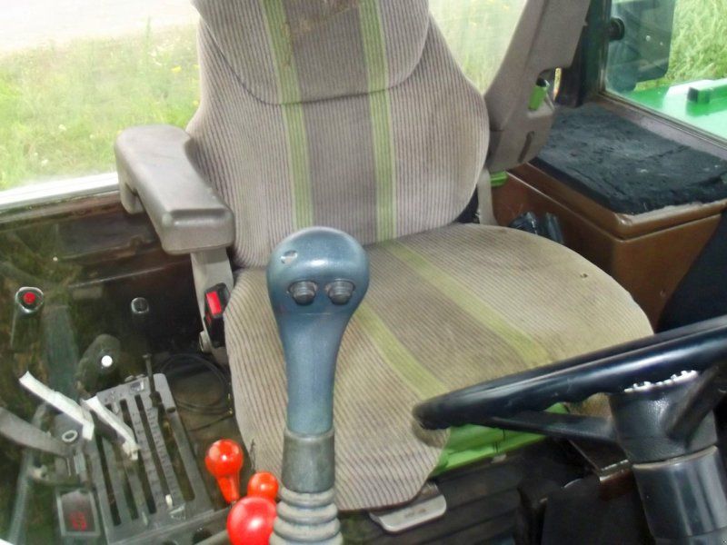 John Deere 2450+ Frontlader