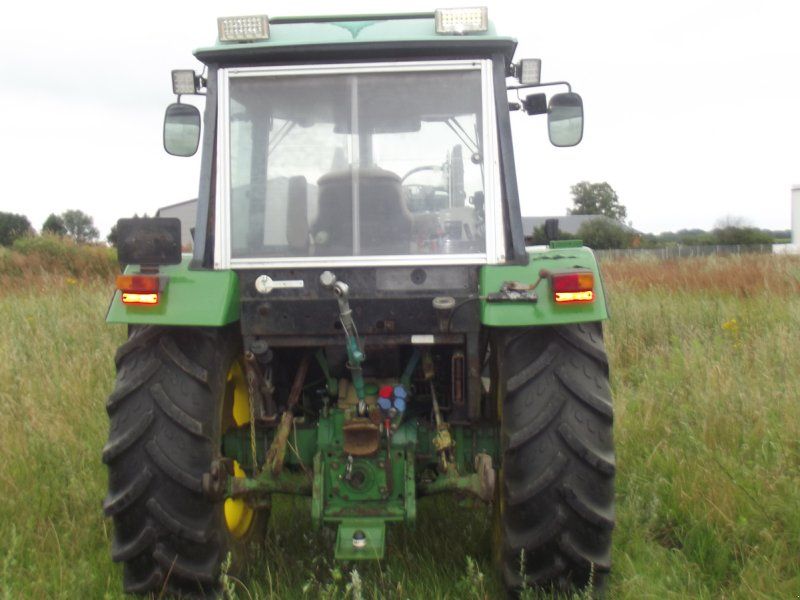 John Deere 2450+ Frontlader