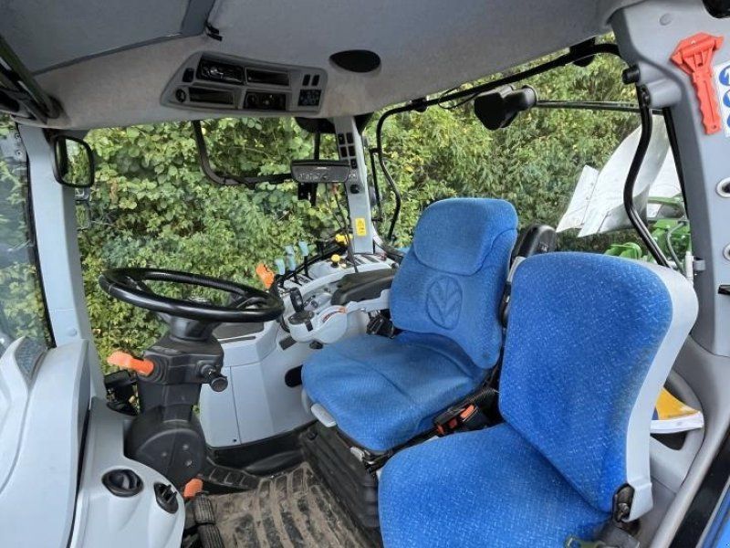 New Holland T7.220