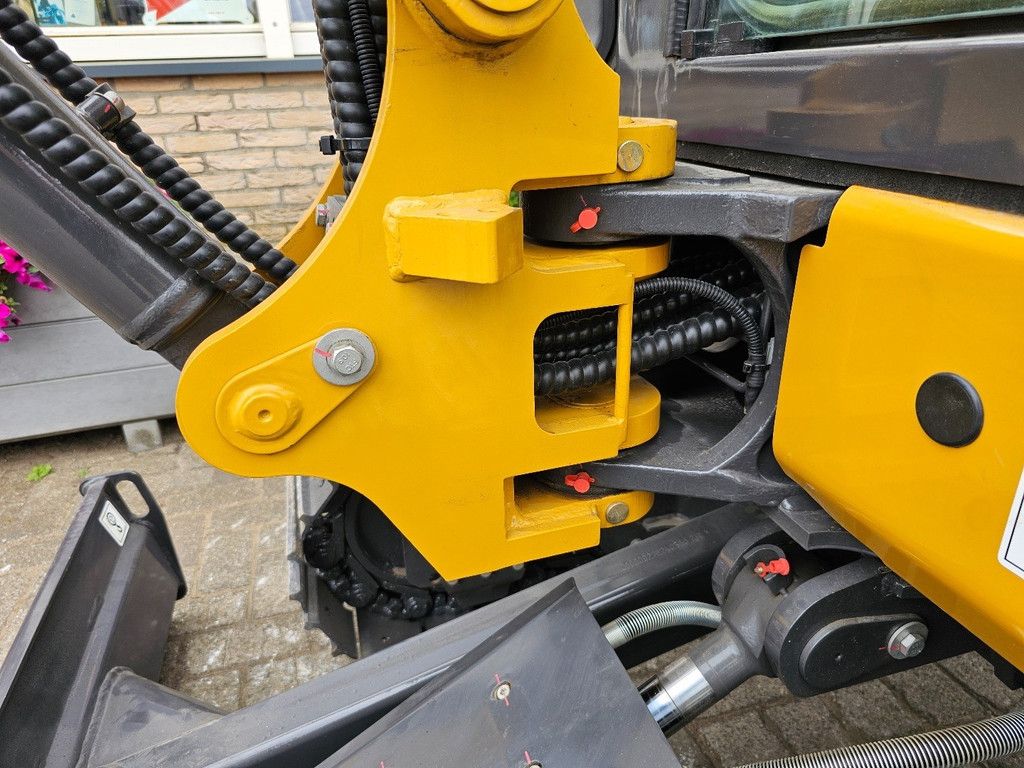 XCMG XE27U WE1264