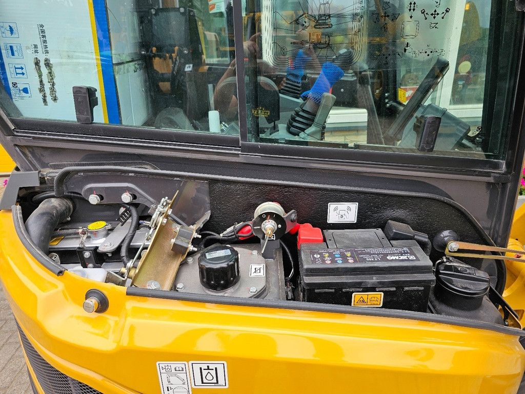 XCMG XE27U WE1264