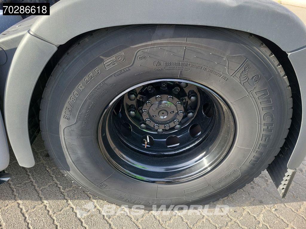 MAN TGX 18.520 4X2 Individual Lion S! GX Retarder Full-Air 2x Tanks Navi LED ACC Euro 6