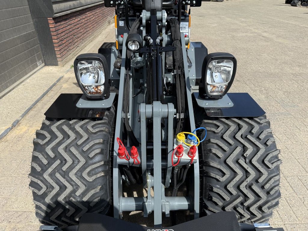 Giant G1500L X-tra minishovel NIEUW L = extra hefvermogen