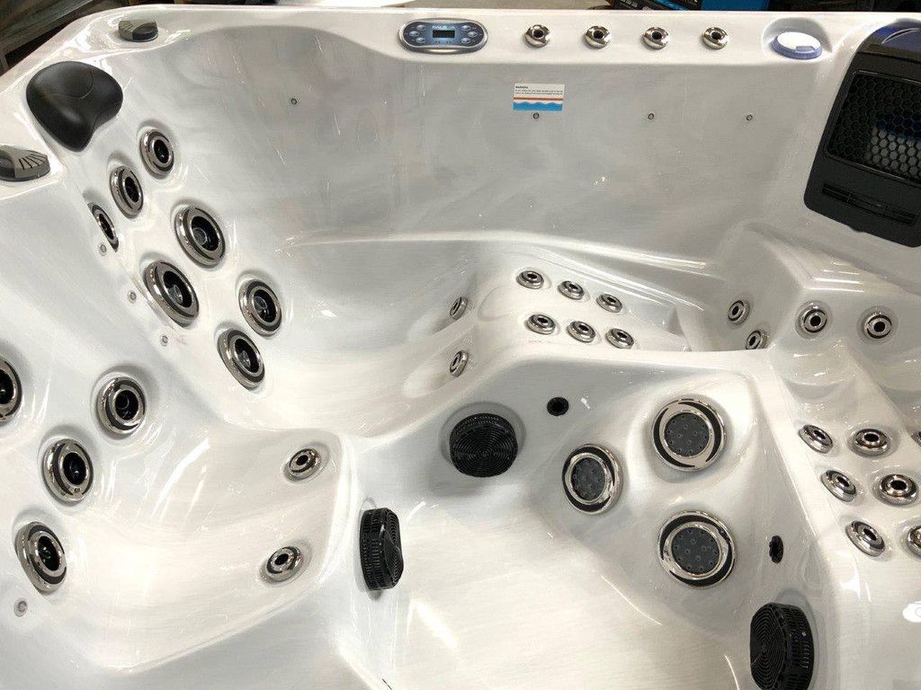 Jacuzzi London Nieuw
