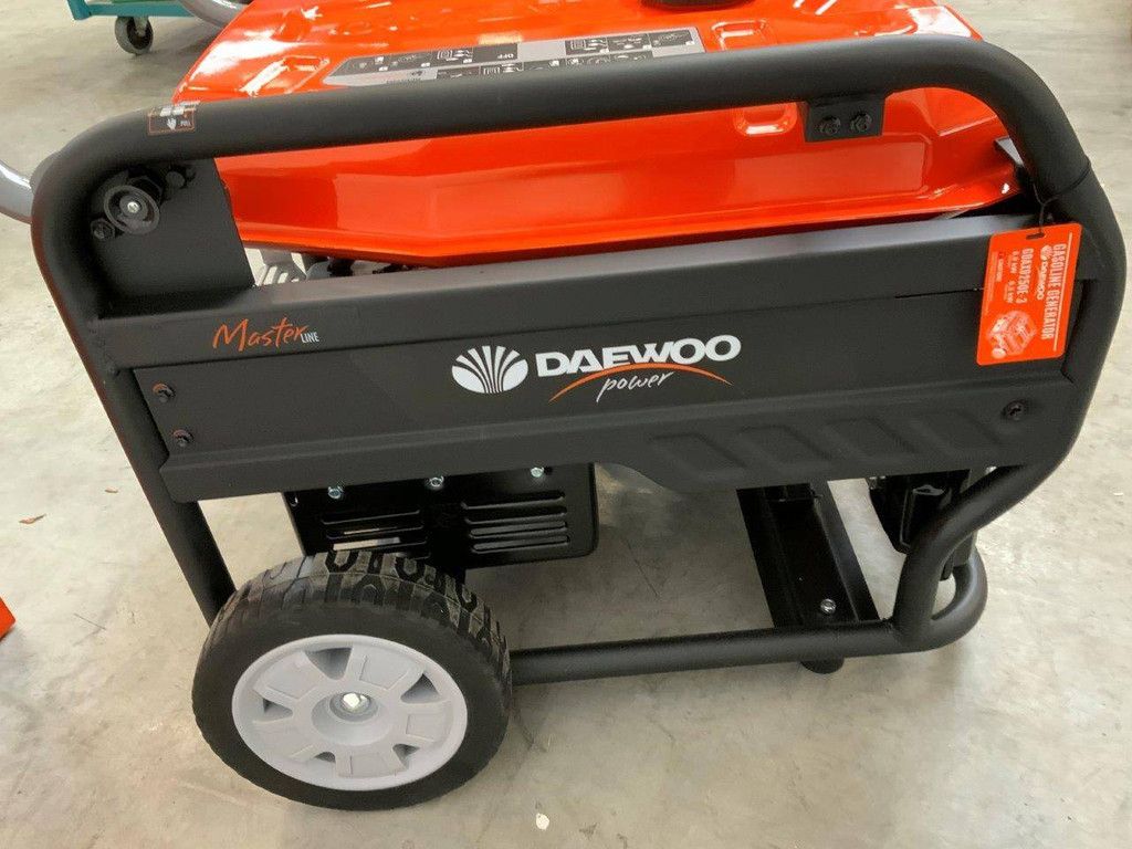 4x Generator Daewoo GDAX9250E-3 Benzine 6.5kVA Nieuw