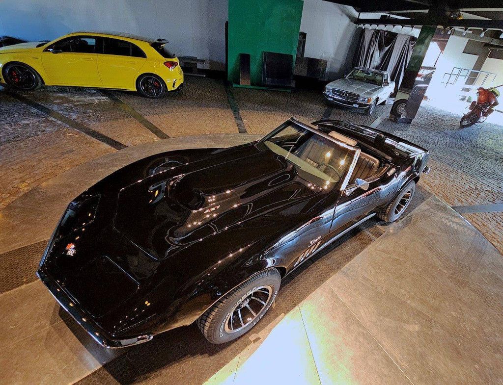 Corvette C3 Cabrio 427 4-Gang-Schaltgetriebe Benzin 1968 (Margin)