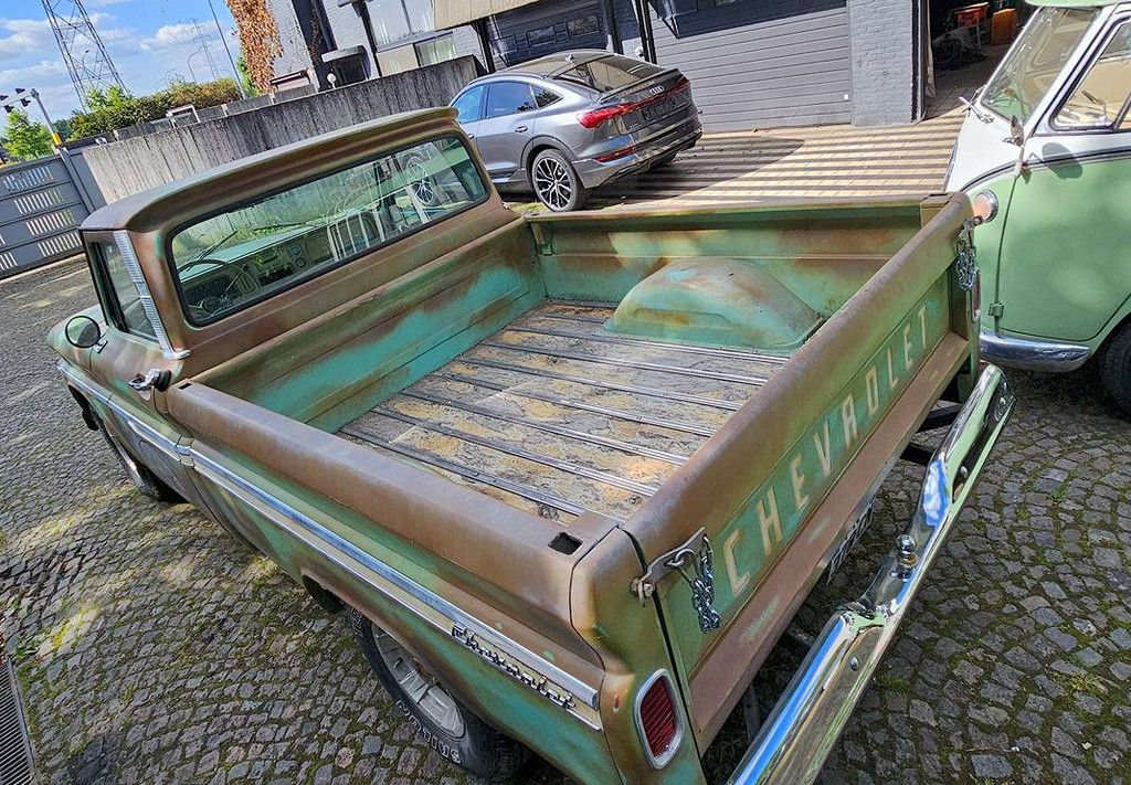 Short-bed pickup '65 Chevrolet C10 V8 Automatic (custom)