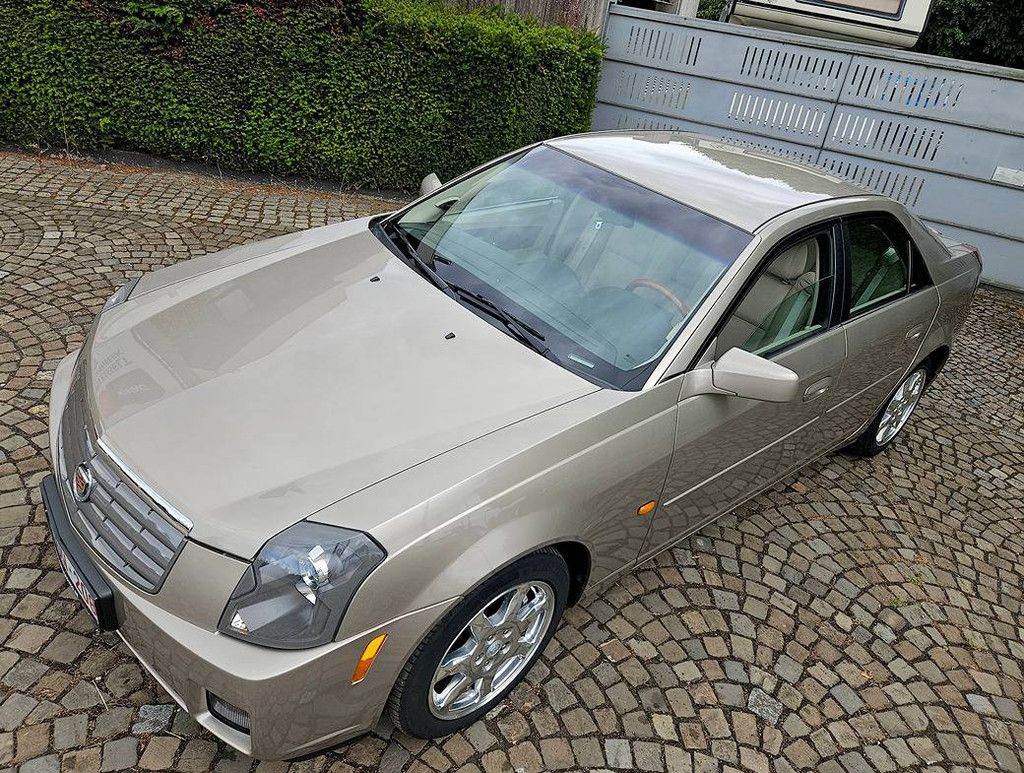 Cadillac CTS 3.2 V6 (only 27,000 km) (Margin)