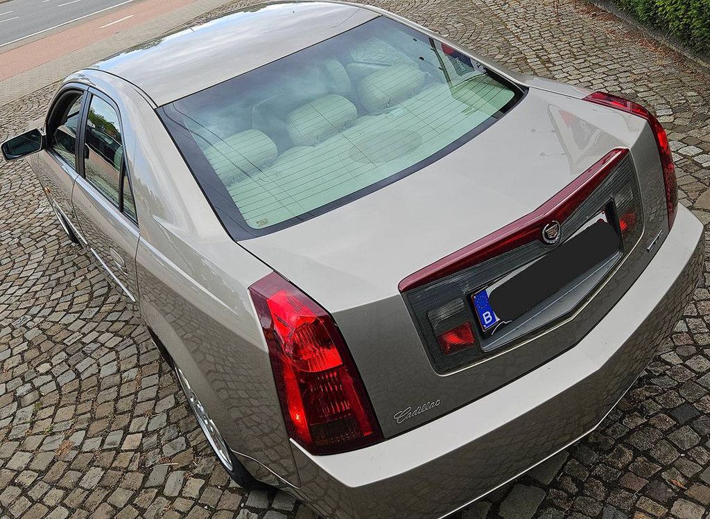 Cadillac CTS 3.2 V6 (only 27,000 km) (Margin)