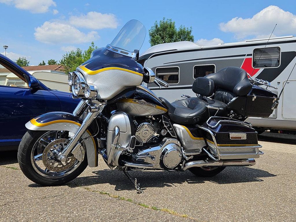 Harley-Davidson Electra Glide Ultra Classic CVO