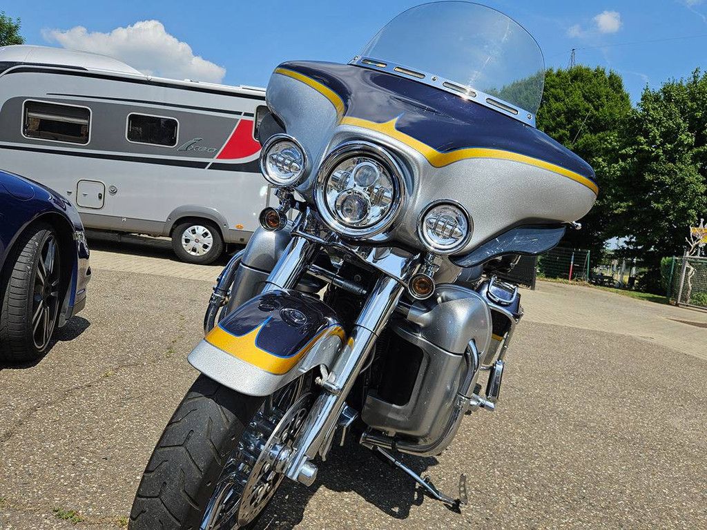 Harley-Davidson Electra Glide Ultra Classic CVO