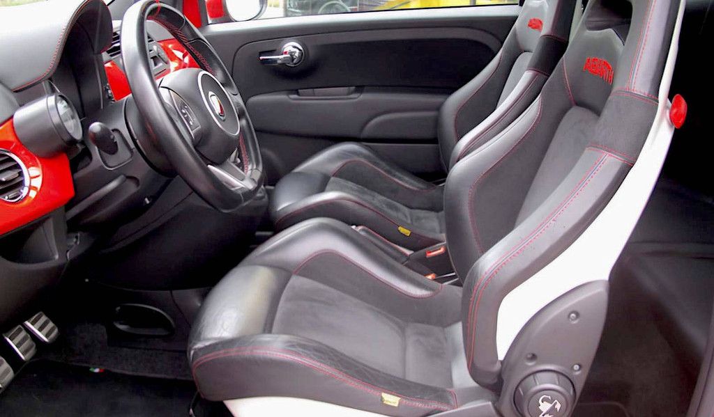 Fiat 500 Abarth Tributo Ferrari (limited 142/200) Benzine 2009 (Marge)