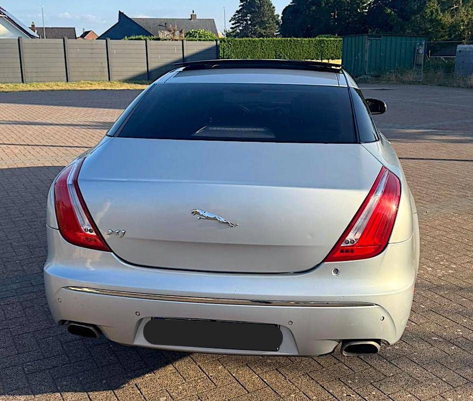 Jaguar XJ 3.0 V6 Diesel 'Supersport' (Margin)
