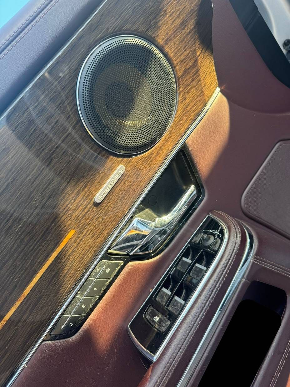 Jaguar XJ 3.0 V6 Diesel 'Supersport' (Margin)
