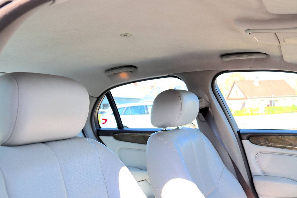 Jaguar XJ6 3.0 Sport (Margin)