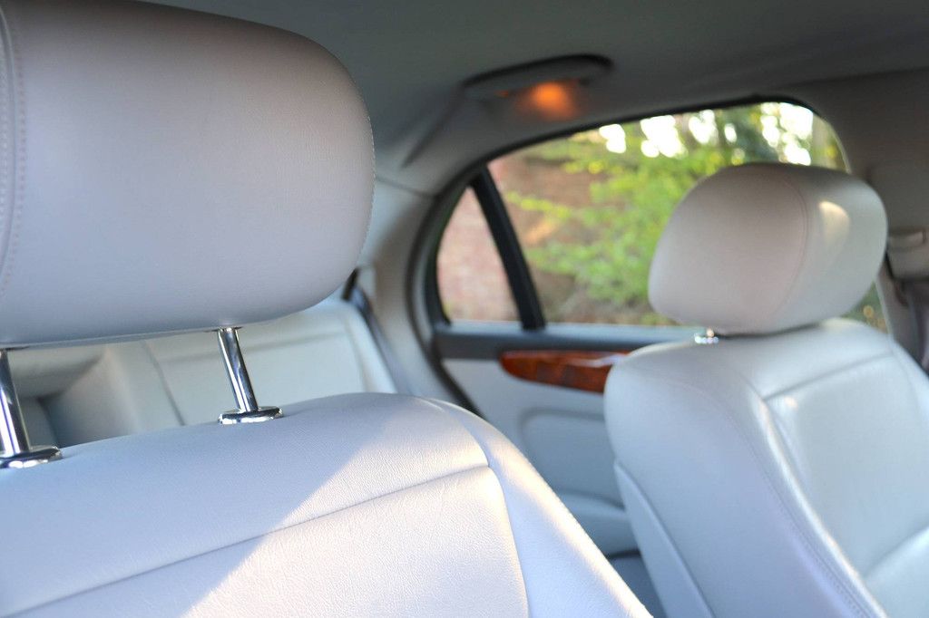 Jaguar XJ6 3.0 Sovereign Benzin 2003 (Marge)