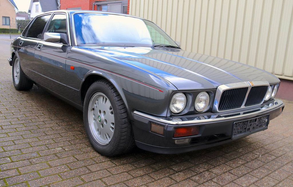 Jaguar XJ12 Benziner 1994 (Marge)