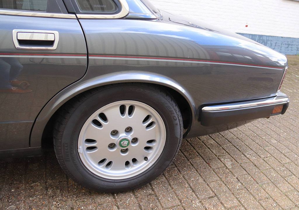 Jaguar XJ12 Benziner 1994 (Marge)