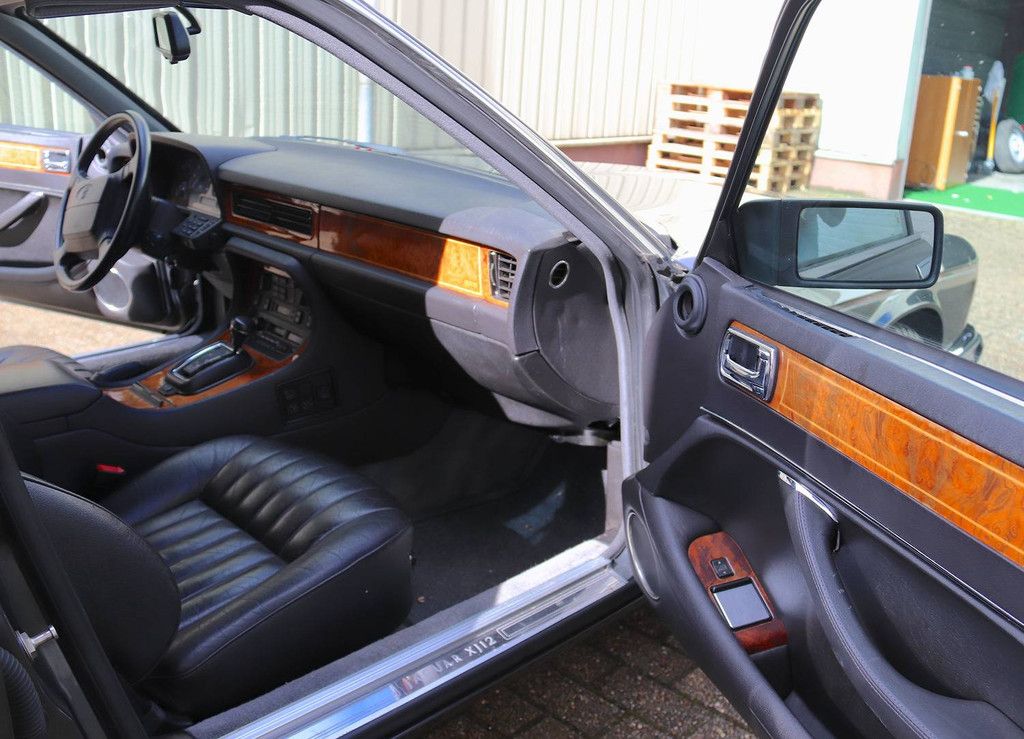 Jaguar XJ12 Benziner 1994 (Marge)