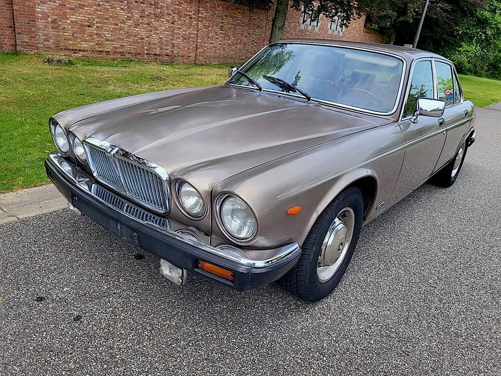 Jaguar Sovereign 4.2 (Margin)
