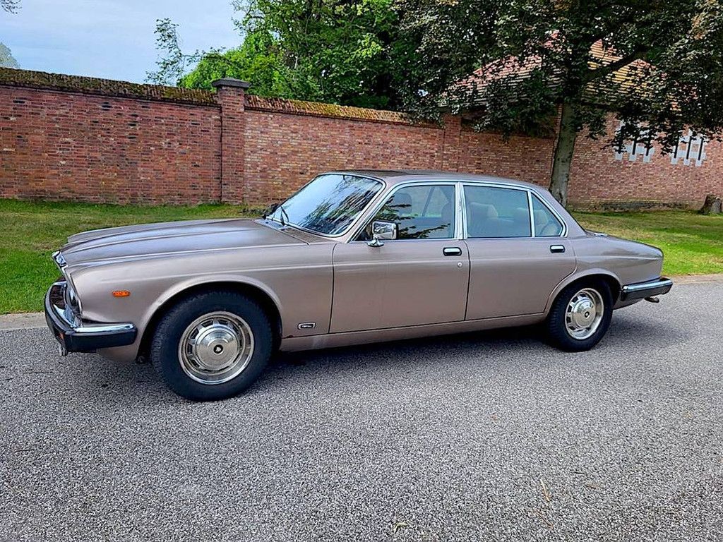 Jaguar Sovereign 4.2 (Margin)