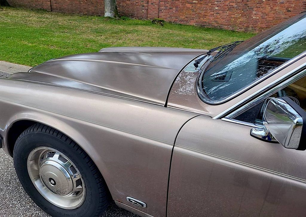 Jaguar Sovereign 4.2 (Margin)