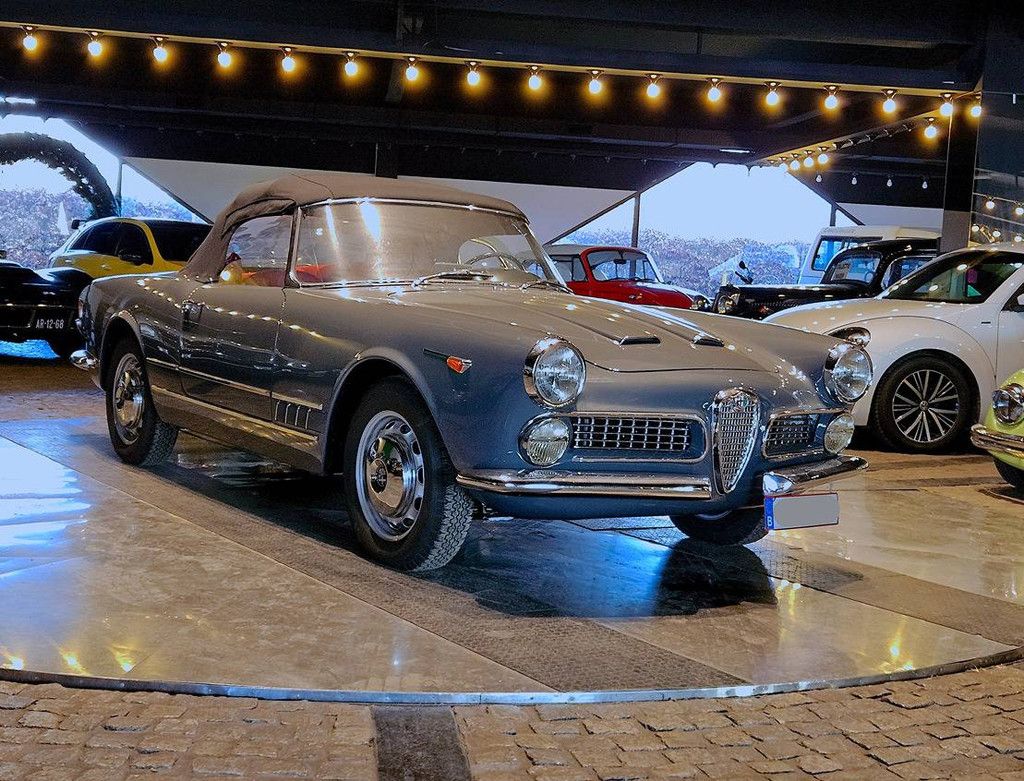 Alfa Romeo 2000 Spider „Carrozzeria Touring“ Benzin 1960 (Marge)