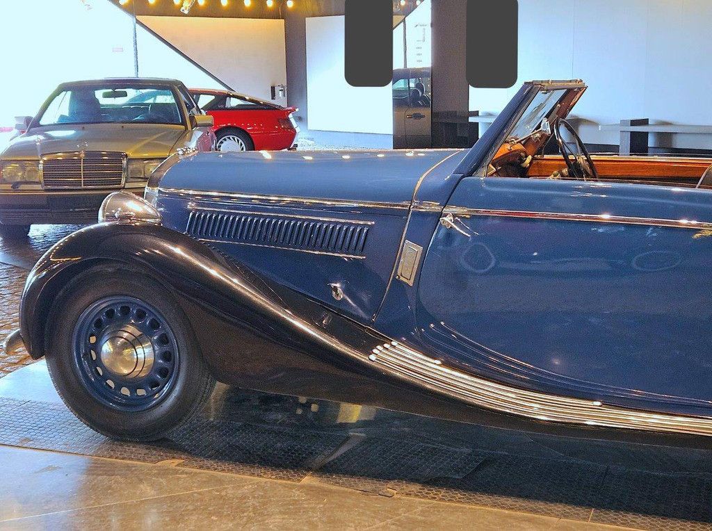 Delage D6 - 70 Chapron (RHD) Petrol 1937 (Margin)