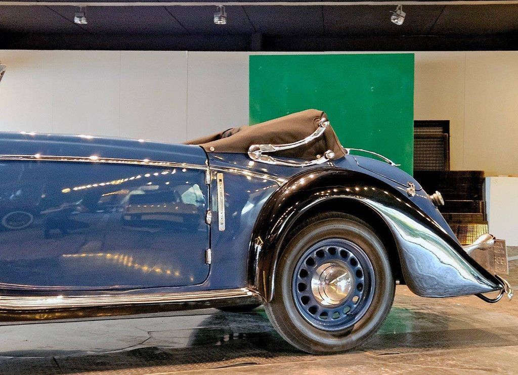 Delage D6 - 70 Chapron (RHD) Petrol 1937 (Margin)